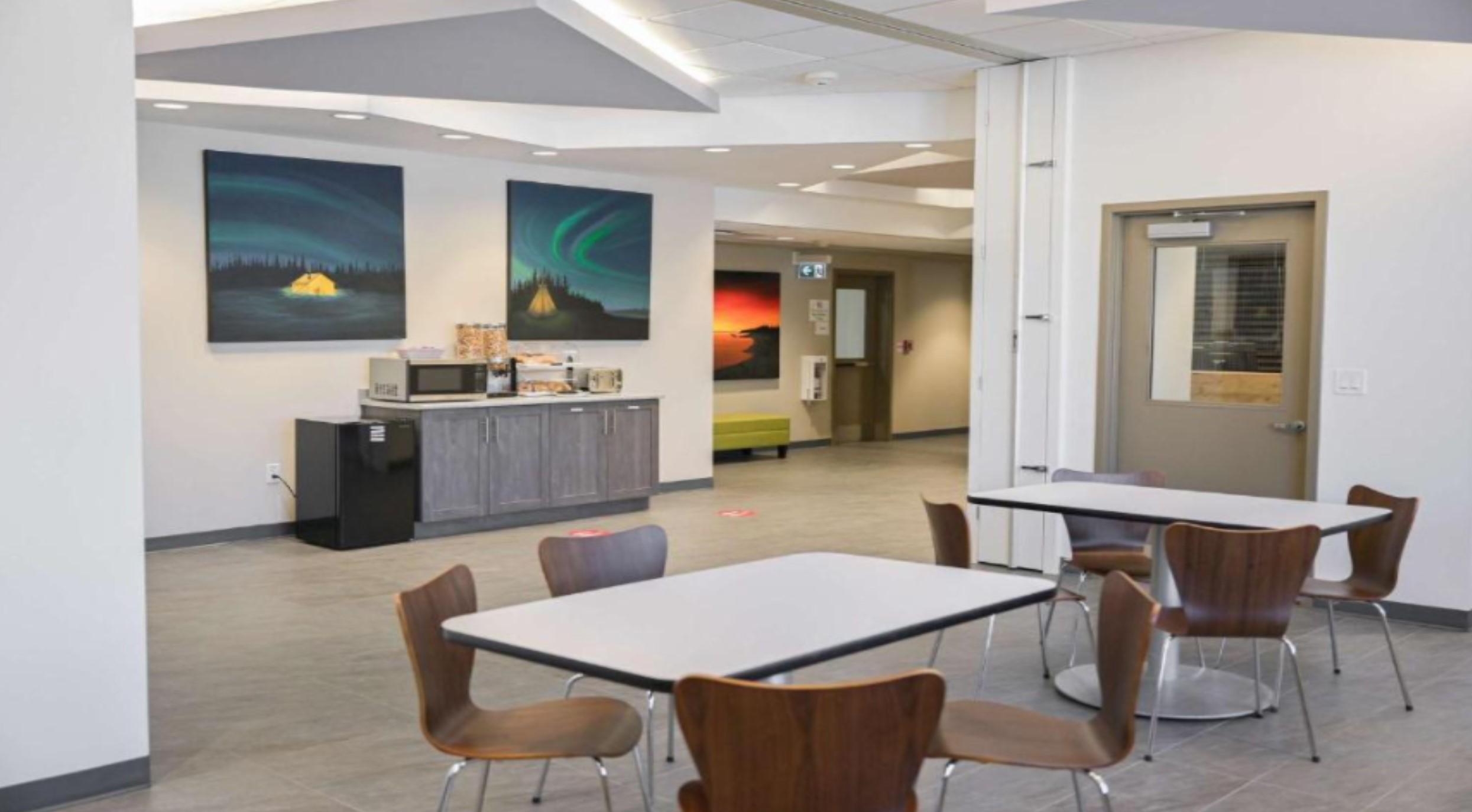 Super 8 By Wyndham Moosonee Hotel Екстериор снимка
