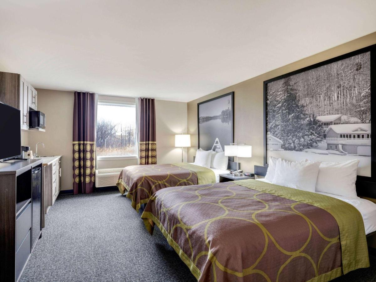 Super 8 By Wyndham Moosonee Hotel Екстериор снимка